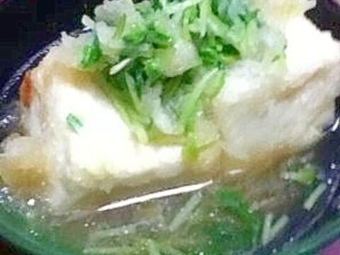 豆苗を和えた大根おろしde揚げだし豆腐。